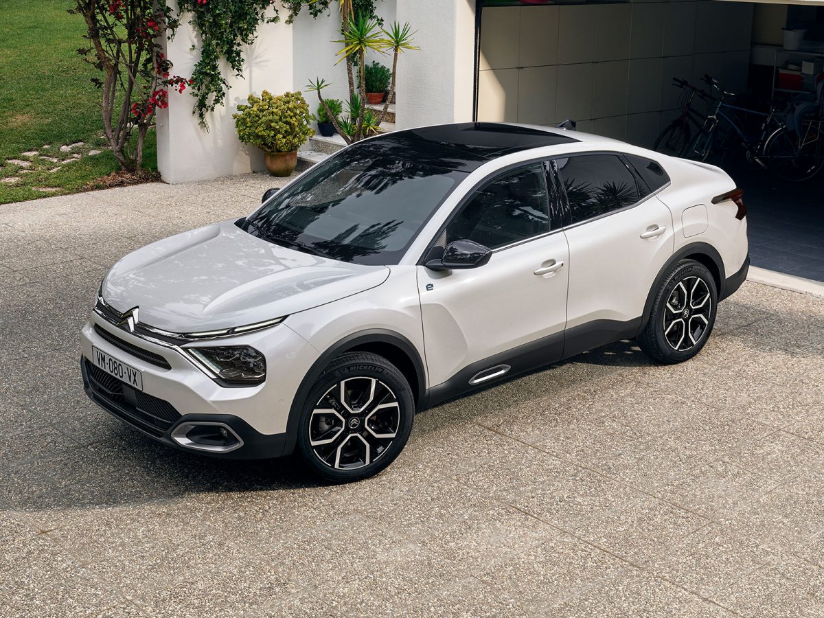Citroen eC4 X 2022 01