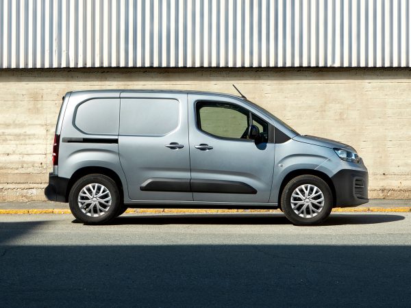Fiat Doblo 2022 02