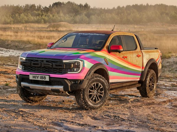 Ford Very Gay Raptor 2022 01
