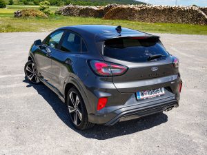 Ford Puma EcoBoost Hybrid ST-Line X