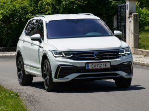 VW Tiguan Allspace R-Line TDI 4Motion DSG