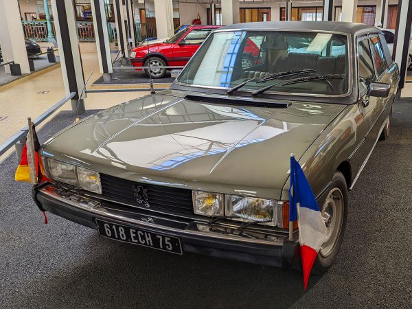 3 peugeot 604 praesidentenfahrzeug 62ce73f83384d