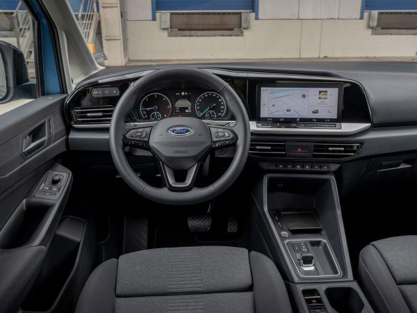 Ford Tourneo Connect 2022 04