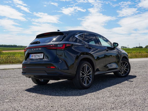Lexus NX 350h E-Four Luxury Line