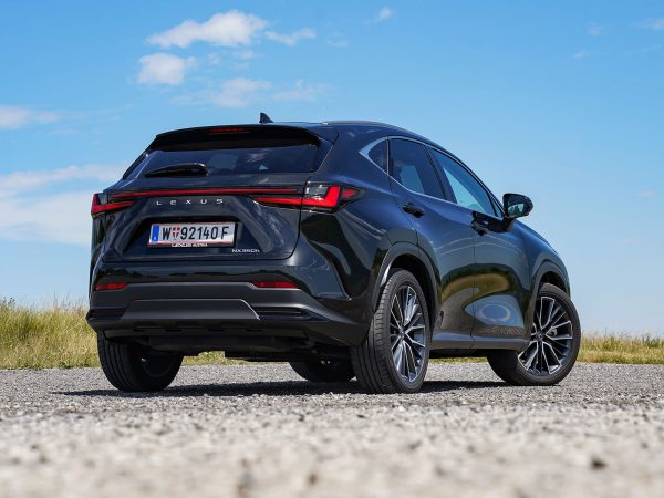 Lexus NX 350h E-Four Luxury Line