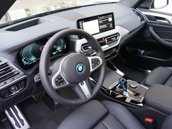 BMW iX3 M Sport