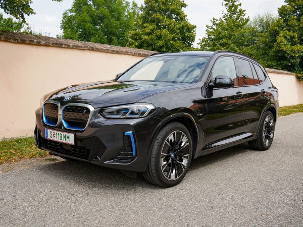 BMW iX3 M Sport