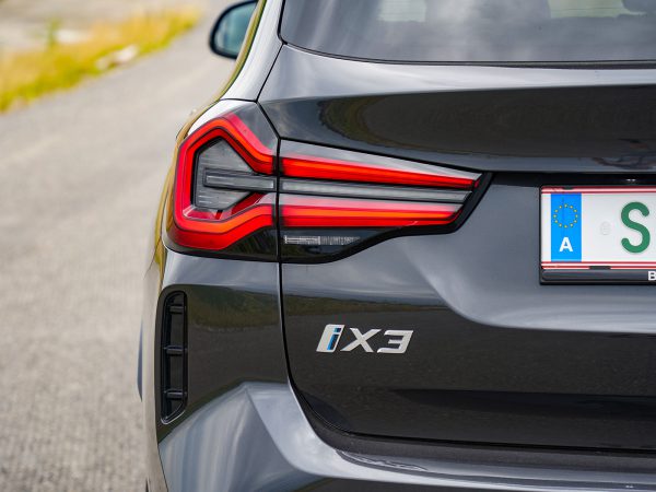BMW iX3 M Sport