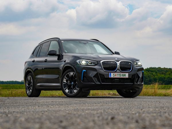 BMW iX3 M Sport