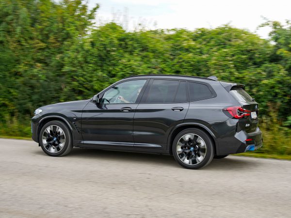 BMW iX3 M Sport