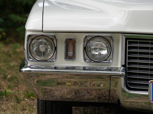 Cadillac Sedan De Ville 1972 03