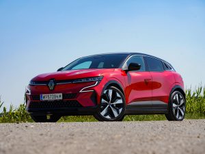 Renault Megane E-TECH Techno EV60 220 hp