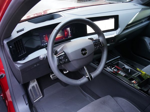Opel Astra GS Line Plug-in-Hybrid 180