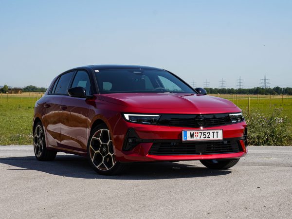 Opel Astra GS Line Plug-in-Hybrid 180