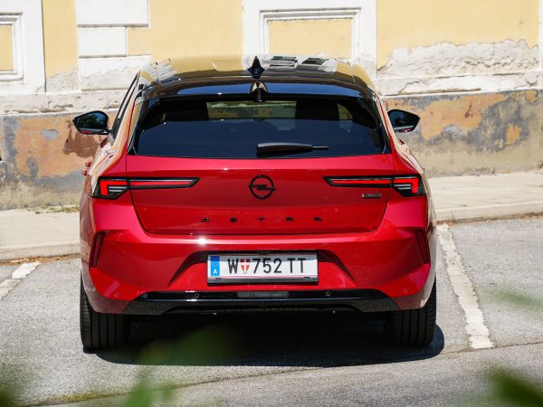 Opel Astra GS Line Plug-in-Hybrid 180