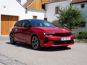 Opel Astra GS Line Plug-in-Hybrid 180