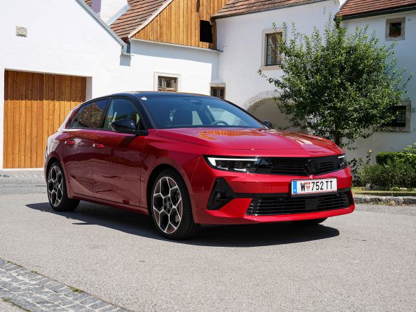 Opel Astra GS Line Plug-in-Hybrid 180