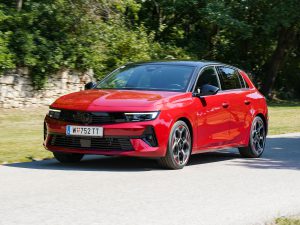 Opel Astra GS Line Plug-in-Hybrid 180