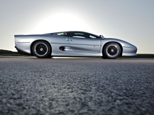 jagxj22020thanniv30011201