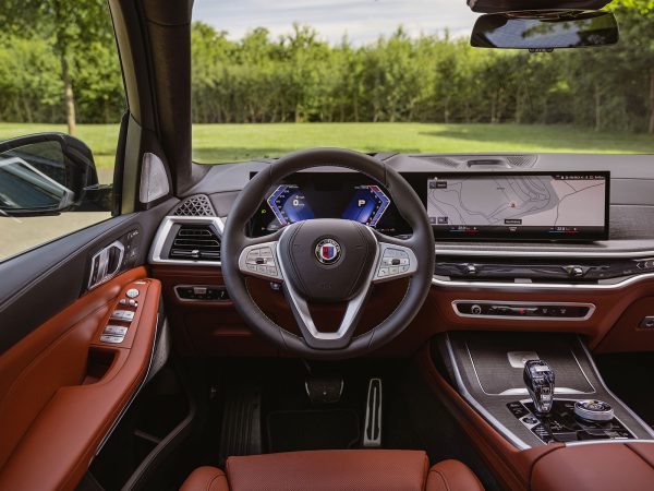 Alpina XB7 2022 03