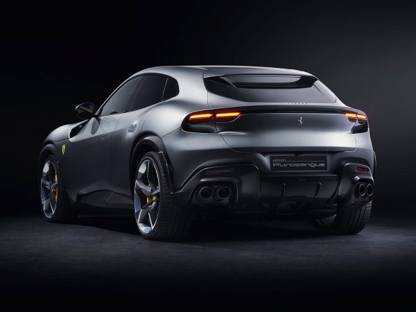 Ferrari Purosangue 2022 02