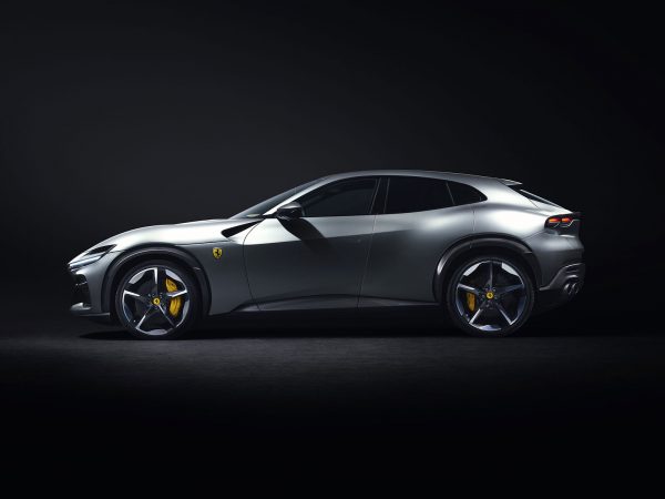 Ferrari Purosangue 2022 03