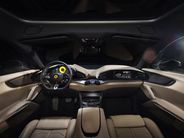 Ferrari Purosangue 2022 04