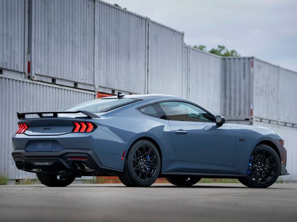 Ford Mustang Premiere 2022 02