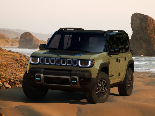 Jeep Recon 2022 01