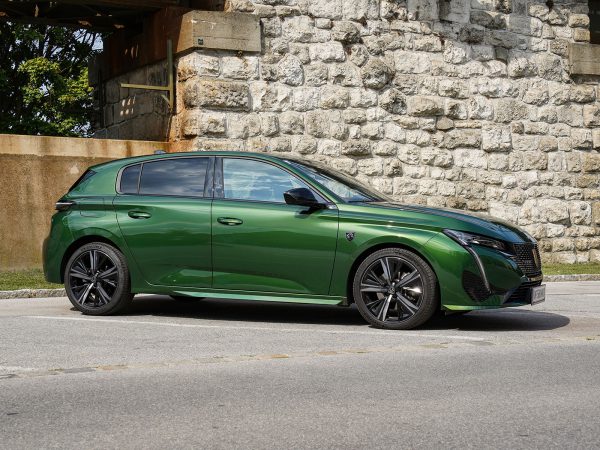 Peugeot 308 BlueHDI 130 EAT8 GT Pack