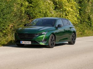 Peugeot 308 BlueHDI 130 EAT8 GT Pack