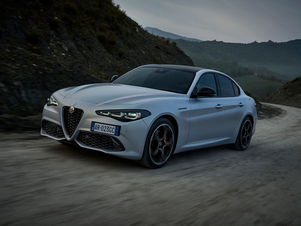 Alfa Romeo Giulia 2022 01