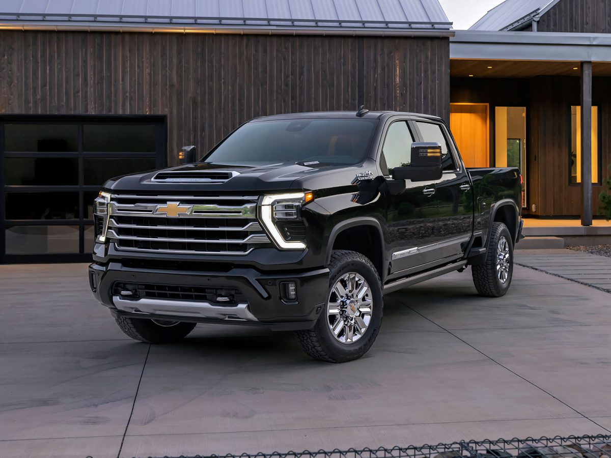 Chevrolet Silverado HD 2022 01