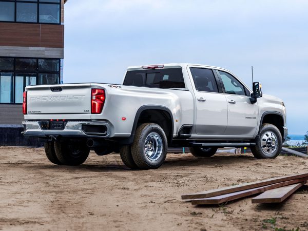 Chevrolet Silverado HD 2022 06