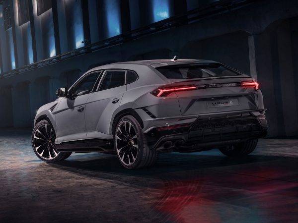 Lamborghini Urus S 2022 02