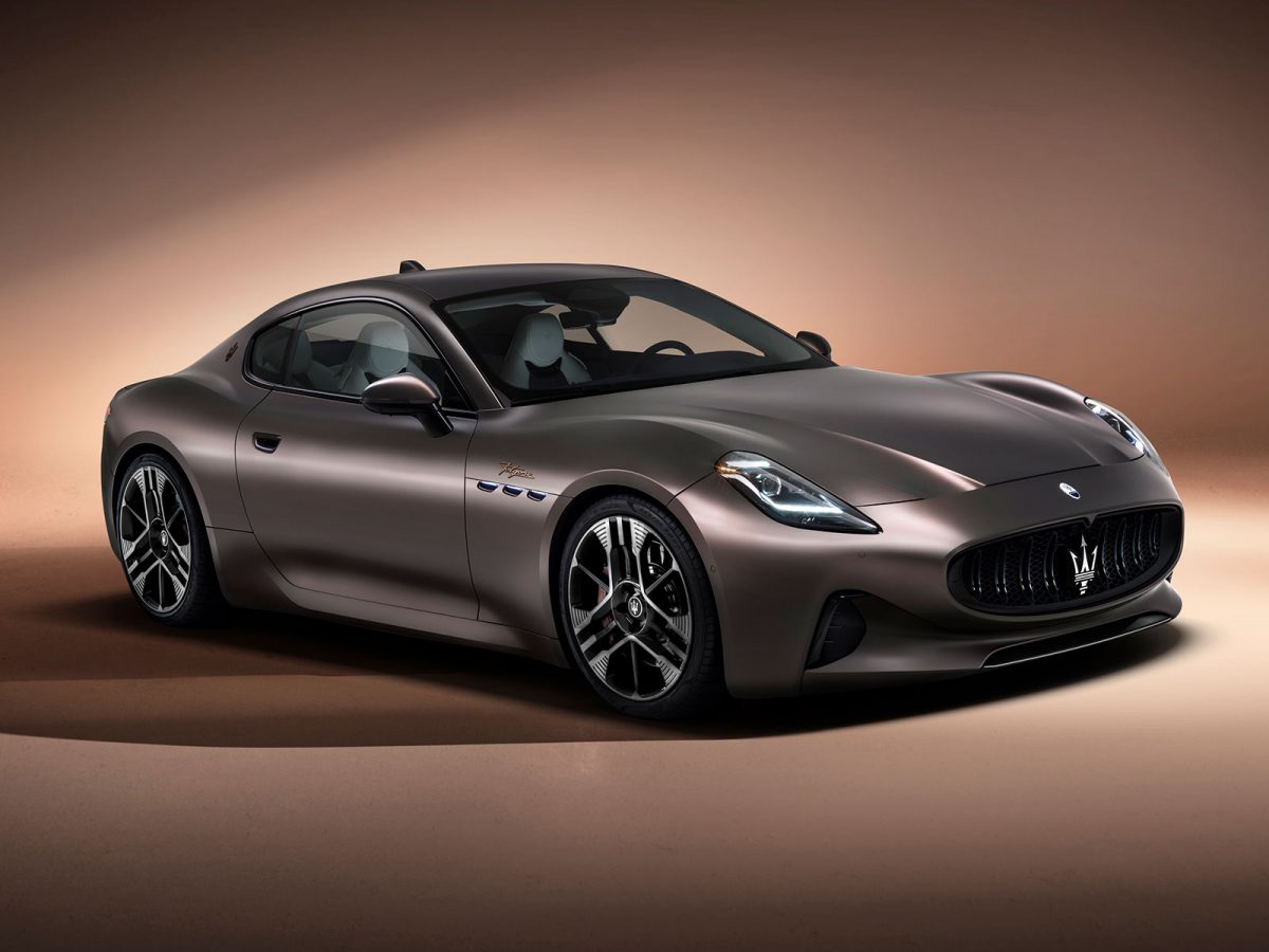 Maserati Gran Turismo 2022 01