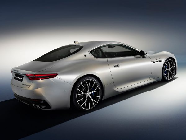 Maserati Gran Turismo 2022 02