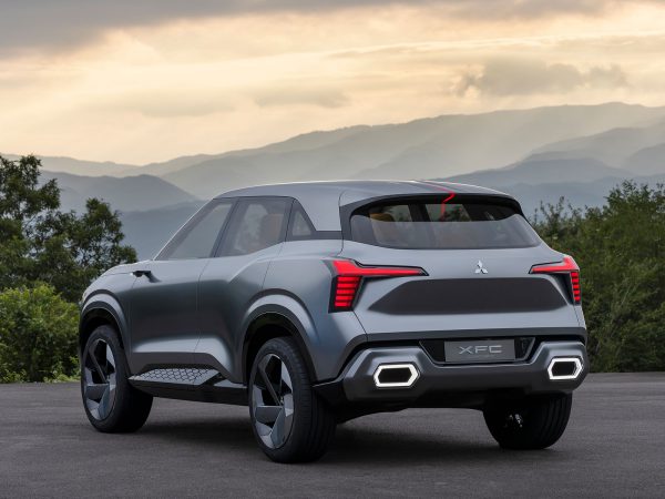 Mitsubishi XFC Concept 2022 02