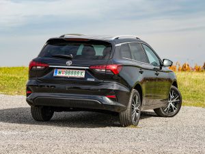 MG5 Electric Luxury Long Range