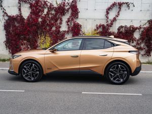 DS 4 Cross Rivoli BlueHDi 130 EAT8