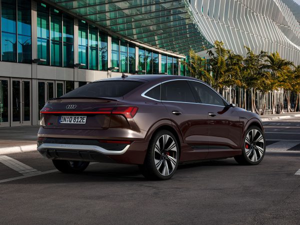 Audi Q8 etron 2022 02