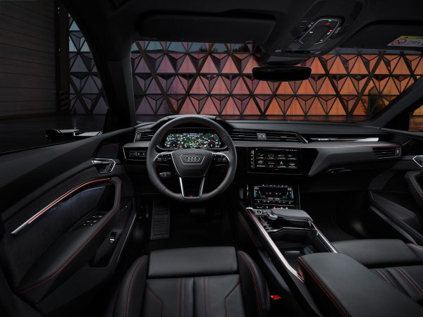 Audi Q8 etron 2022 03