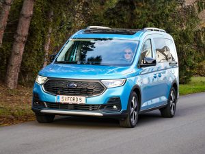 Ford Grand Tourneo Connect Active EcoBlue Allrad