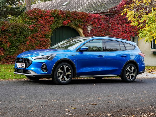 Ford Focus Turnier 1,0 EcoBoost Hybrid DC7 Active