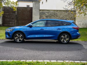 Ford Focus Turnier 1,0 EcoBoost Hybrid DC7 Active