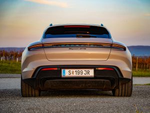 Porsche Taycan GTS Sport Turismo