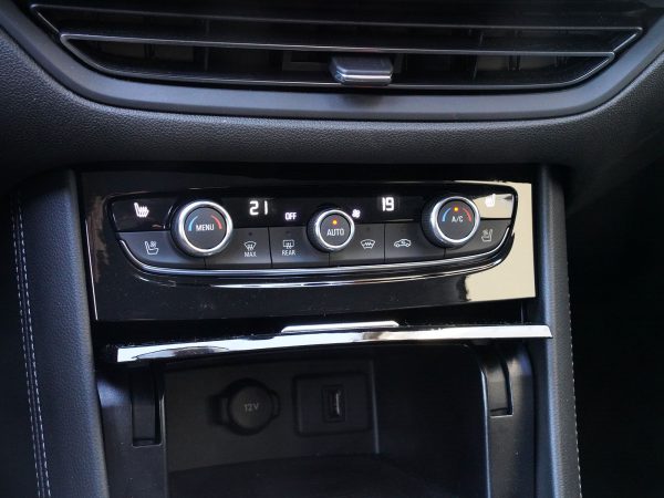 Opel Grandland Plug-in-Hybrid 300 Ultimate