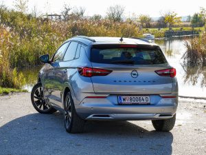 Opel Grandland Plug-in-Hybrid 300 Ultimate