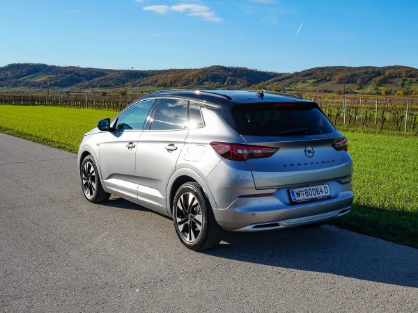 Opel Grandland Plug-in-Hybrid 300 Ultimate