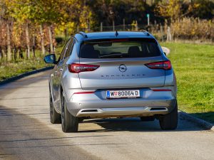 Opel Grandland Plug-in-Hybrid 300 Ultimate